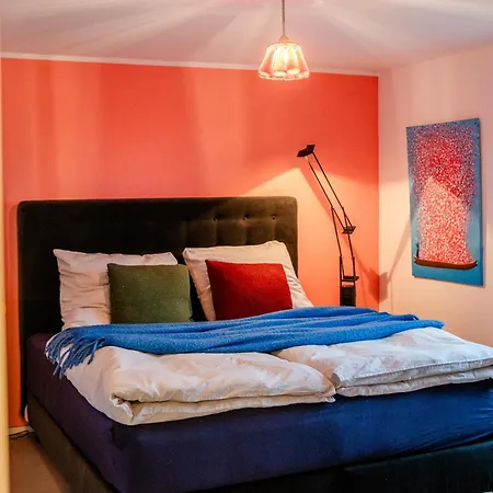Heartart Apartment