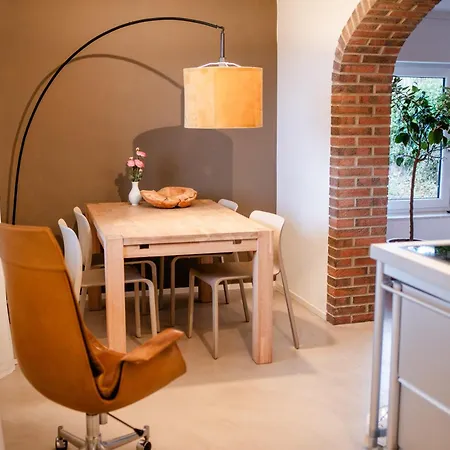 Heartart Apartment *